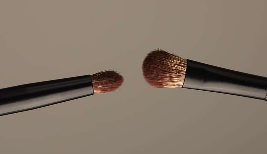 Les Pinceaux Applicateur et Ras de Cils - Les Essentiels - 1944 Paris