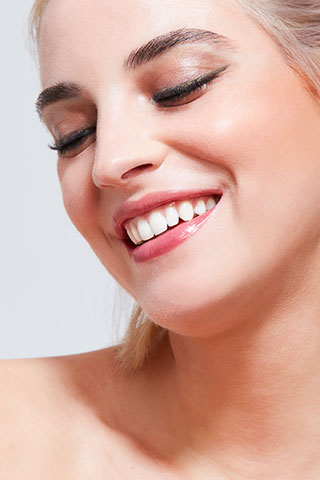 Maquillage Vert Émeraude 1944 Paris