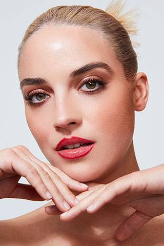 Maquillage Perle Élégant 1944 Paris