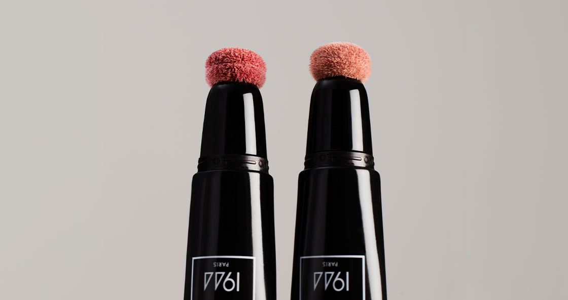 La Touche Lumière - Nuance Rose et Pêche - 1944 Paris