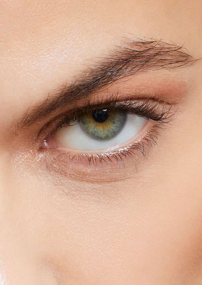 Maquillage pour les yeux 1944 Paris pour le maquillage bouche rouge