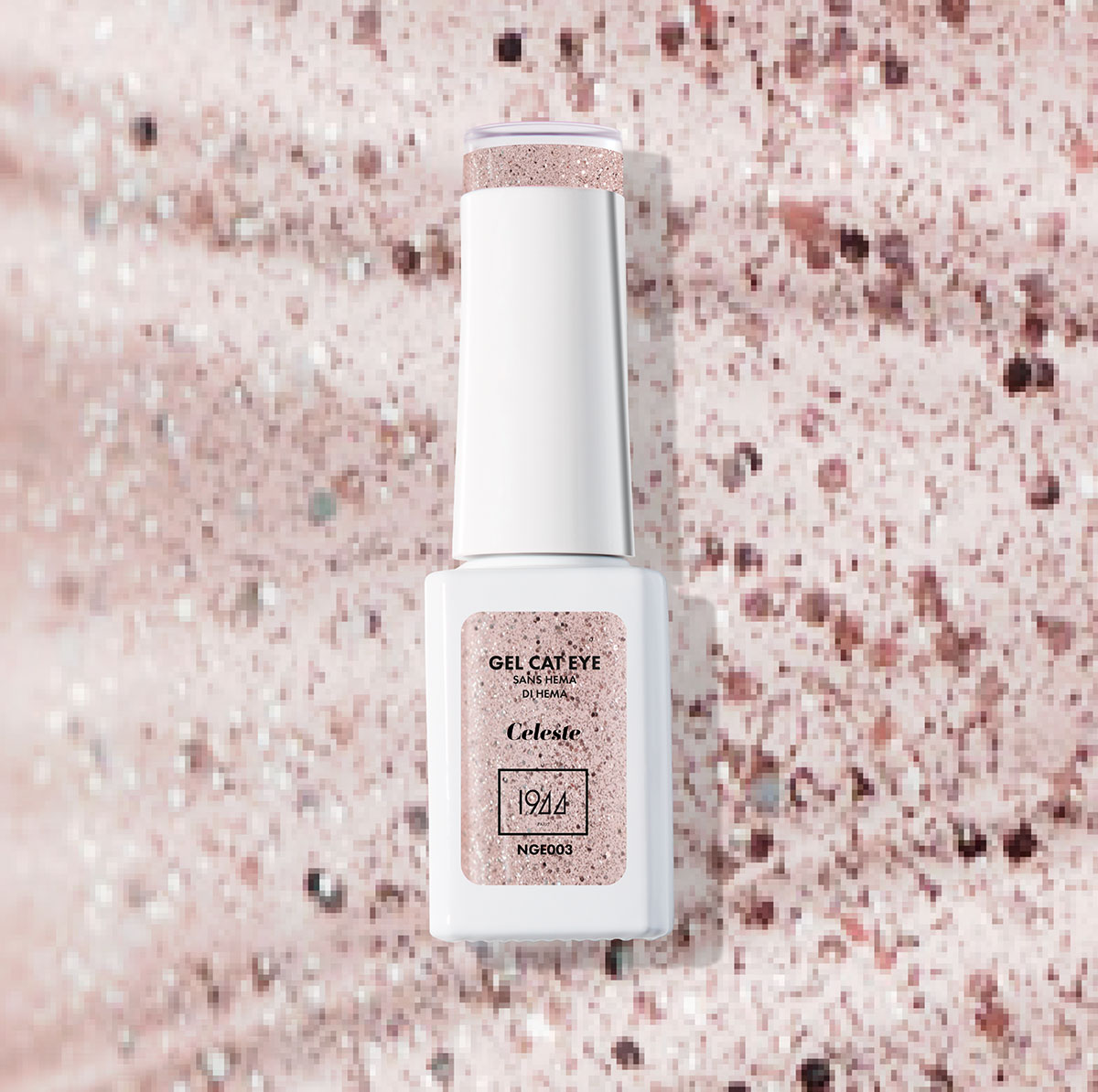 Le Gel Vegan Celeste, un rose doux aux reflets d'étoiles. Délicat, lumineux, subtilement cosmique.